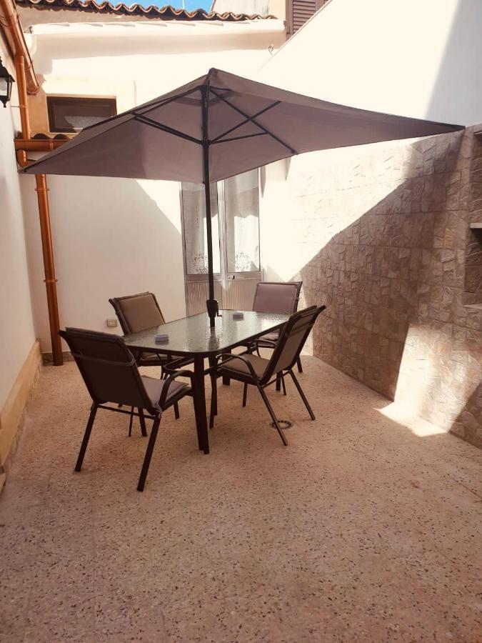 La Casa Di Tina Villa Canicattini Bagni Luaran gambar