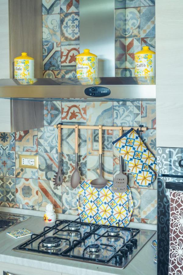 La Casa Di Tina Villa Canicattini Bagni Luaran gambar